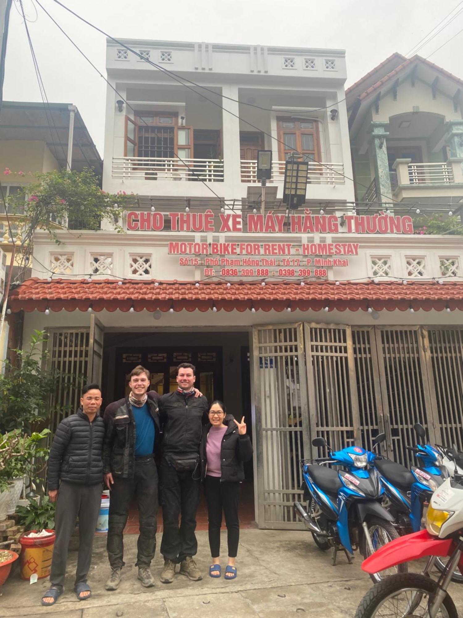 Hang Thuong Hostel - Motorbikes And Tour Ha Giang Esterno foto