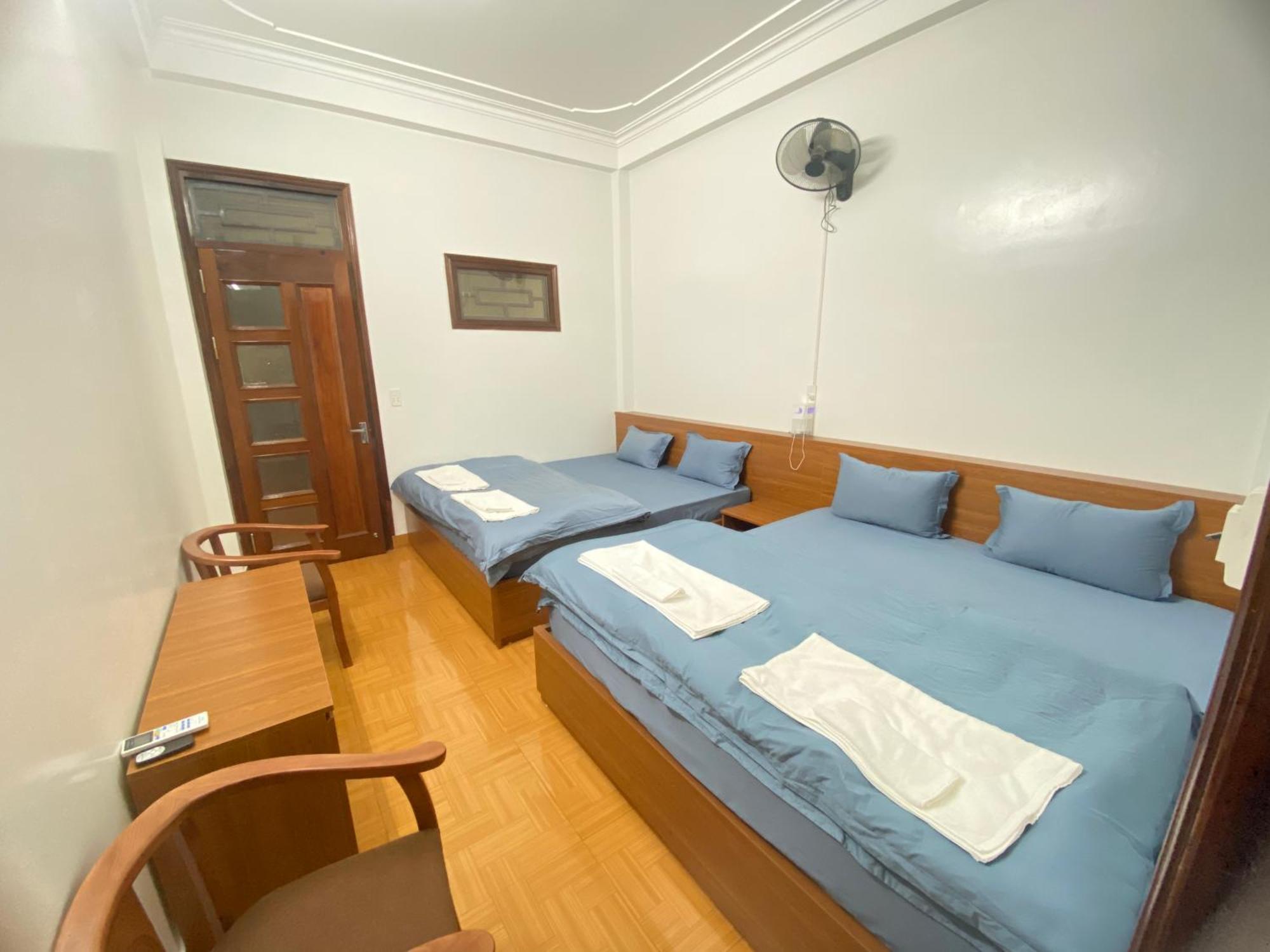 Hang Thuong Hostel - Motorbikes And Tour Ha Giang Esterno foto